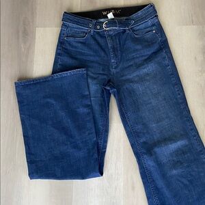 White House Black Market Indigo Denim Jeans